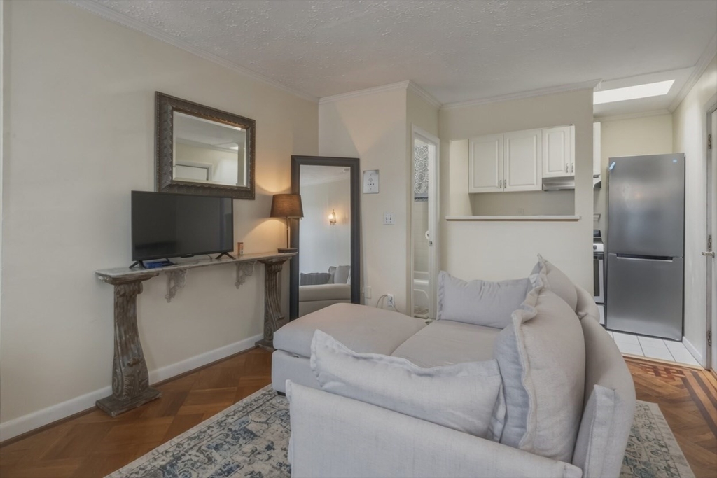 241 West Newtown St. - Back Bay