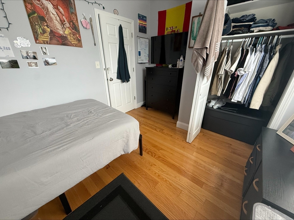 29 Waverly St. - Brighton