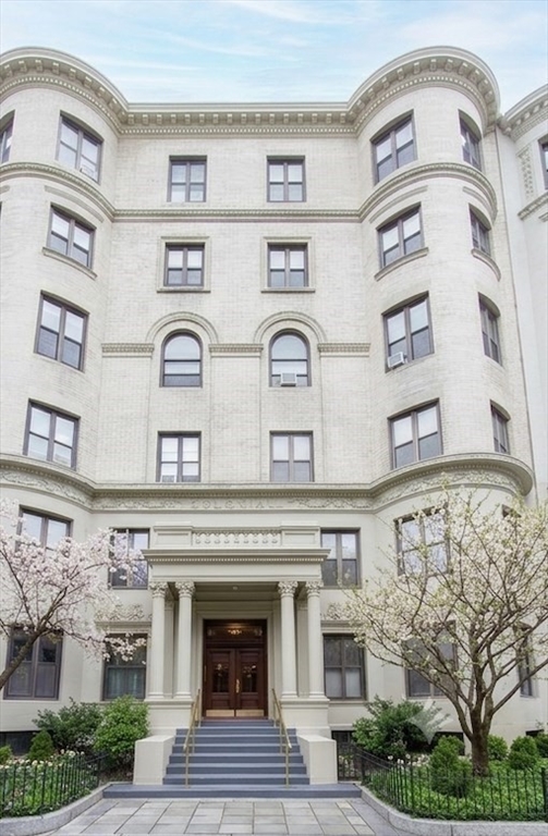 382 Commonwealth Ave. - Back Bay