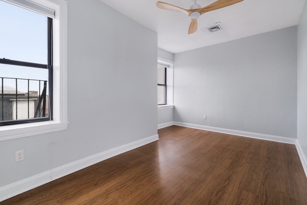 188 North - North End