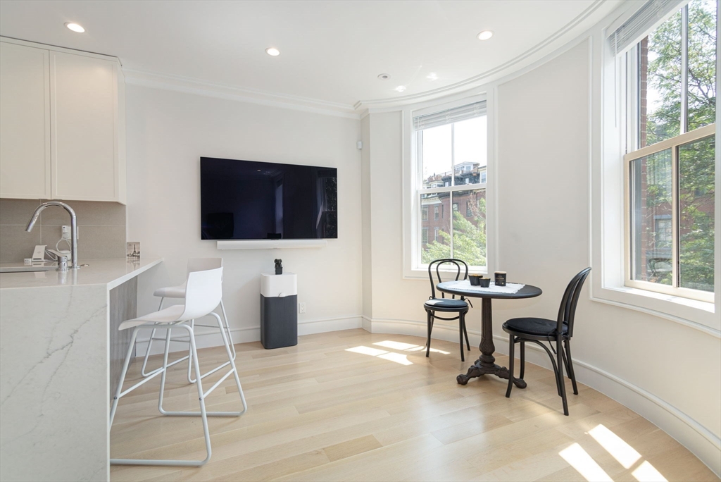 53 Rutland Sq. - South End