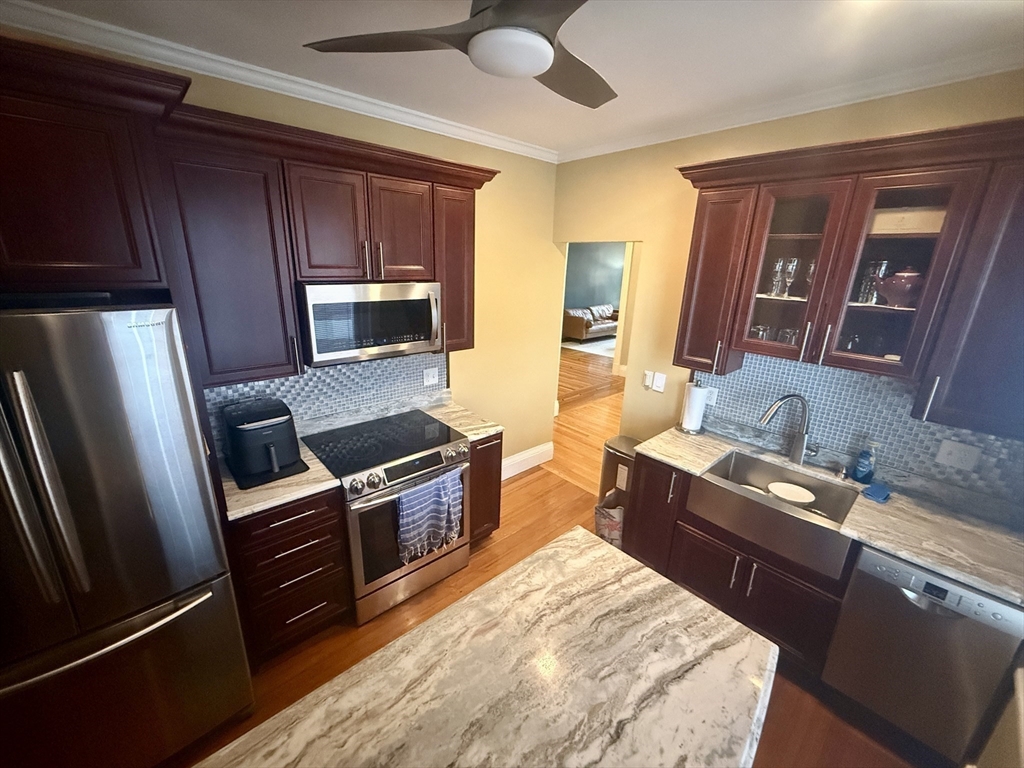 34 Parkman - Coolidge Corner