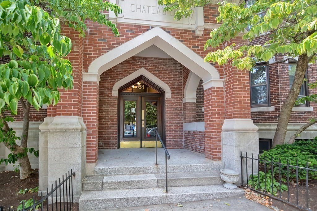 61 Quint Ave. - Allston