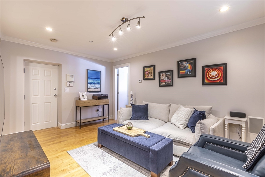 52 Cooper St. - North End