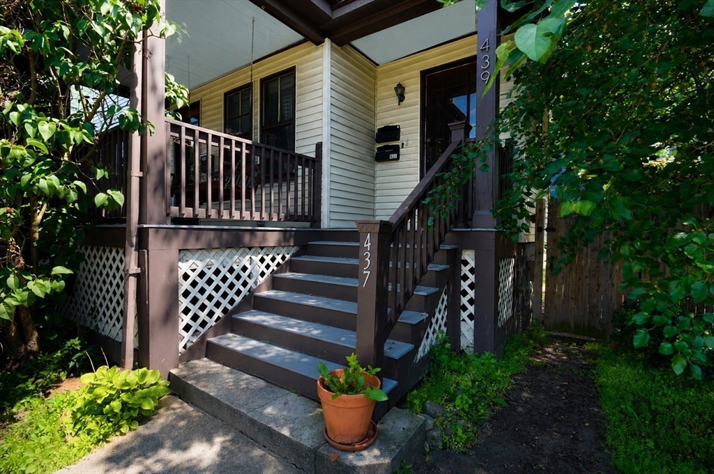 437-441 Ashmont - Dorchester