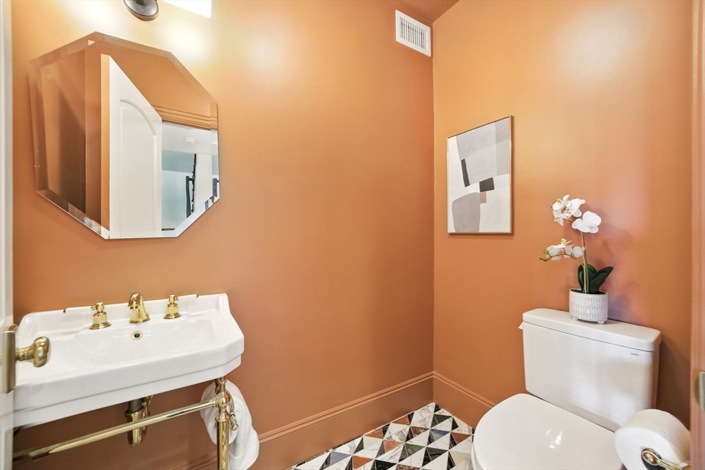 197 Winchester St. - Coolidge Corner