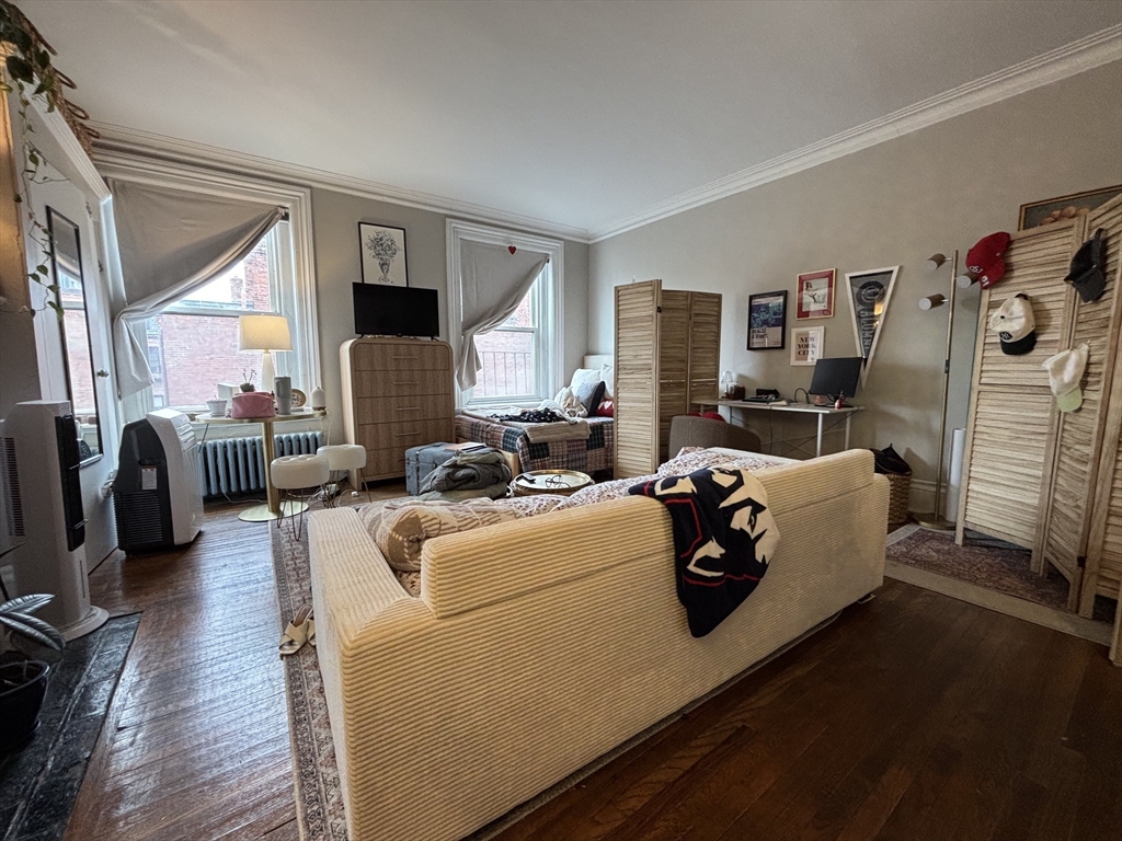 98 Charles St. - Beacon Hill