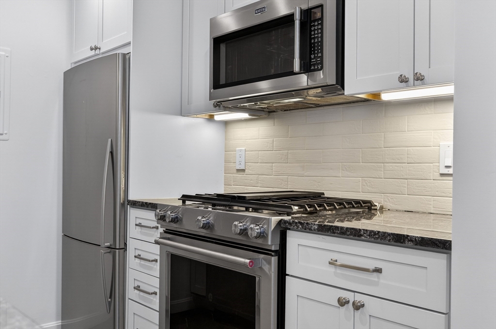 17 Bowdoin St. - Beacon Hill