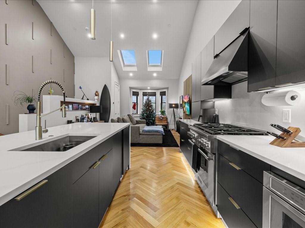 760 East Broadway - South Boston
