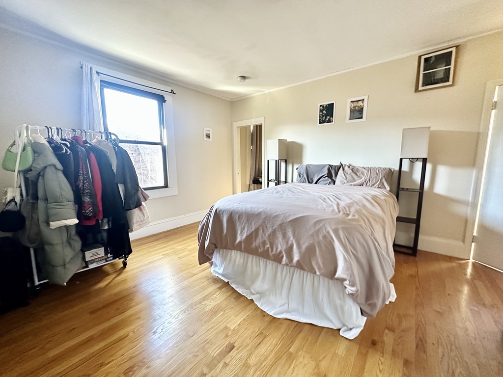 34 Gloucester - Back Bay