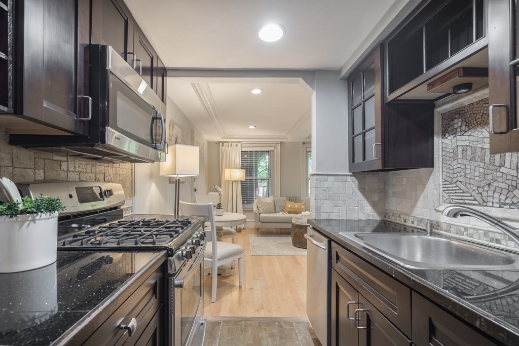 80 Mount Vernon - Beacon Hill