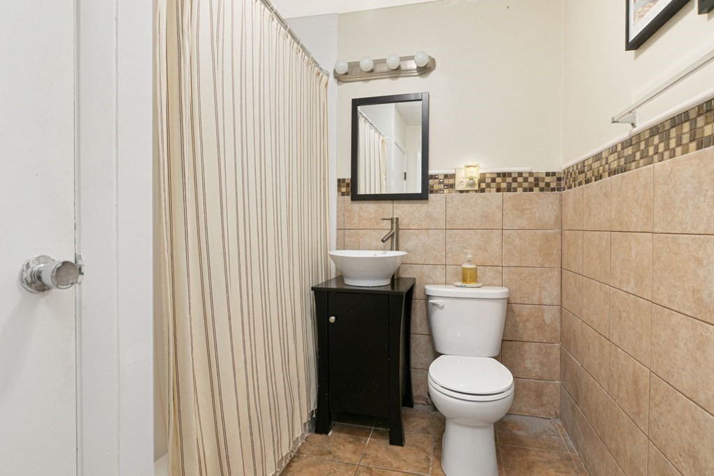 425 South Huntington Ave. - Jamaica Plain
