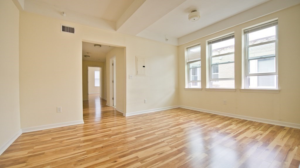 39 Bishop Joe L Smith Way - Dorchester