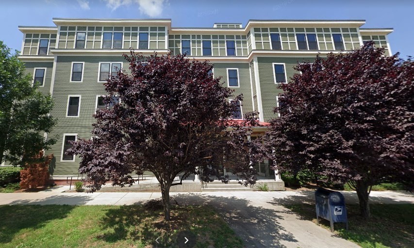 100 Fellsway West - East Somerville