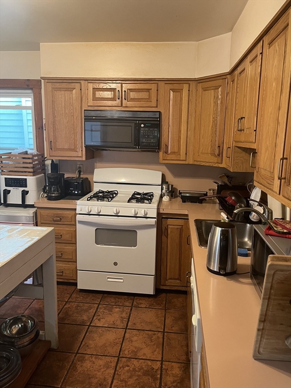 14 Lopez - Cambridgeport