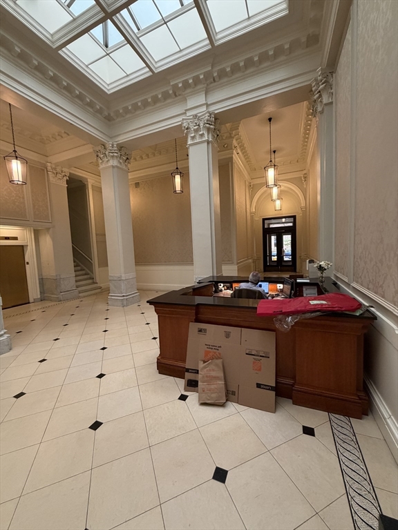 21 Beacon St. - Beacon Hill
