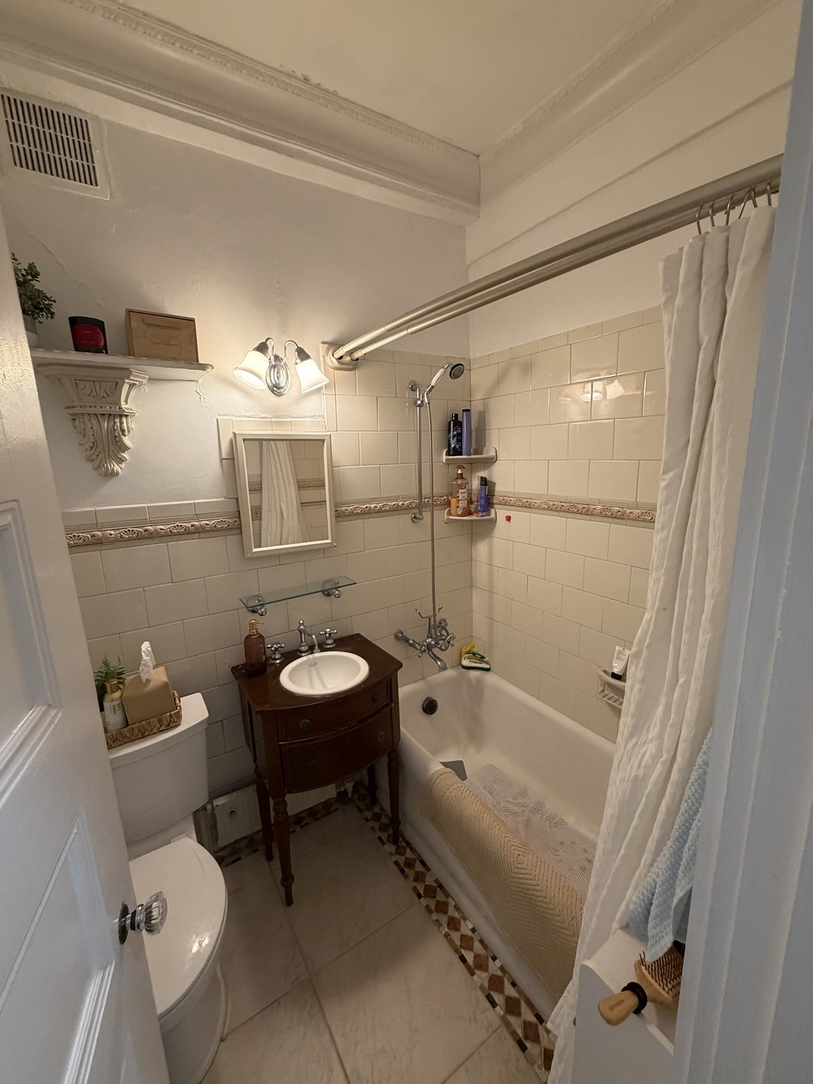 21 Beacon St. - Beacon Hill