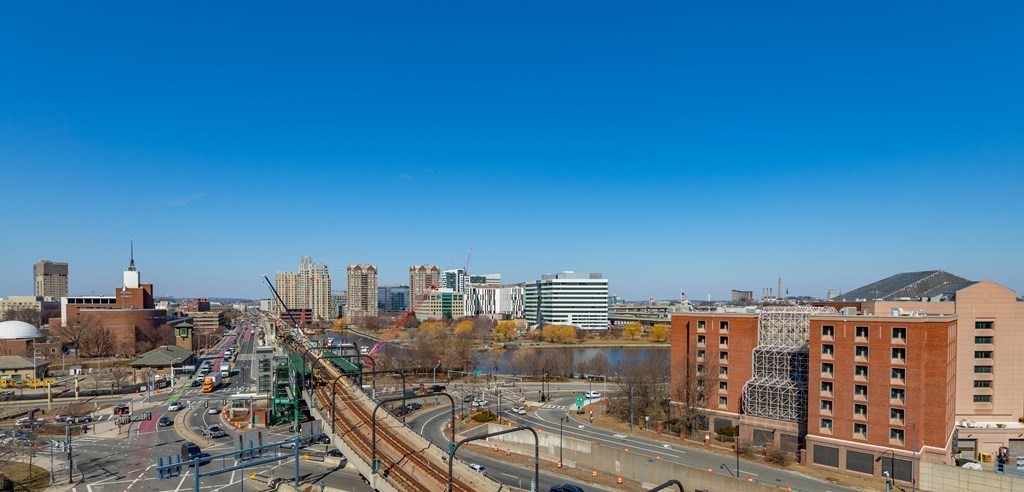 6 Whittier Pl. - West End