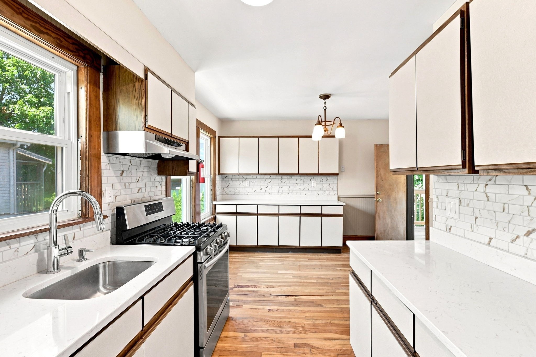 23-25 Suncrest Rd. - Hyde Park