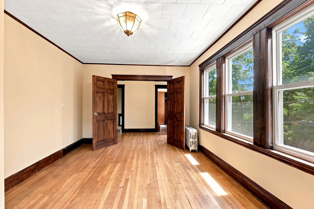 23-25 Suncrest Rd. - Hyde Park