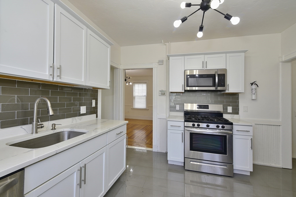 24 Rector Rd. - Hyde Park