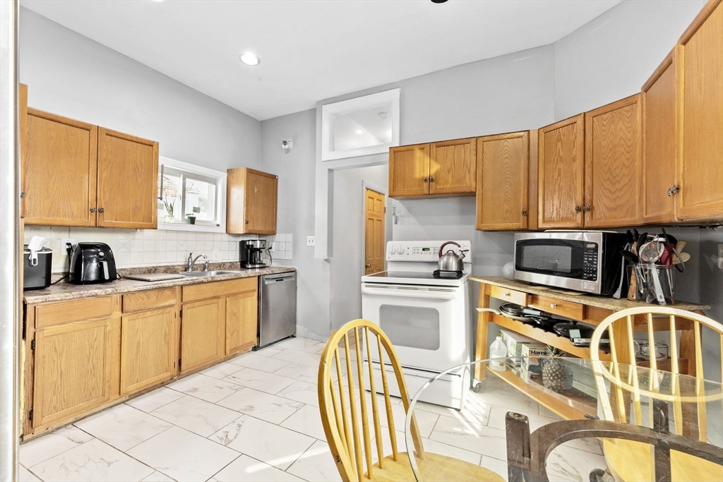 177 Blue Hill - Roxbury