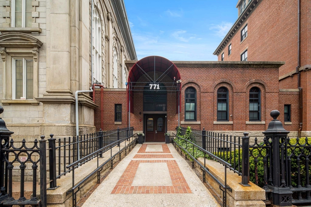 771 Harrison Ave. - South End