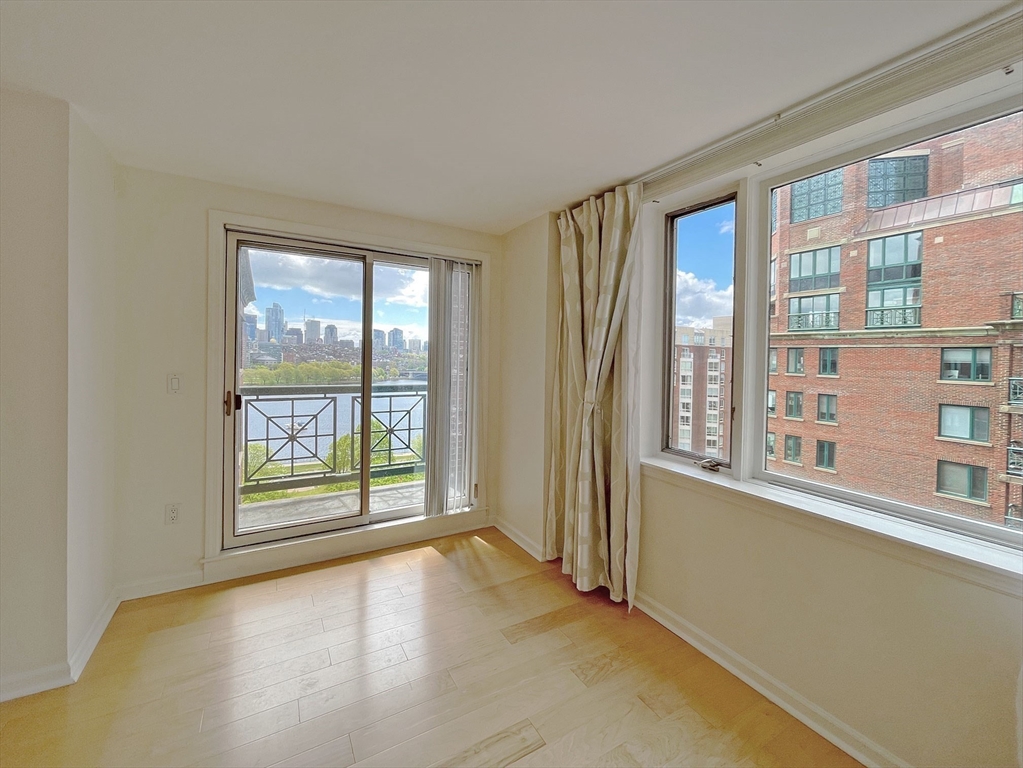 10 Rogers - Kendall Square