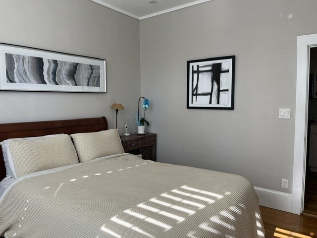 10 Egan - Brighton
