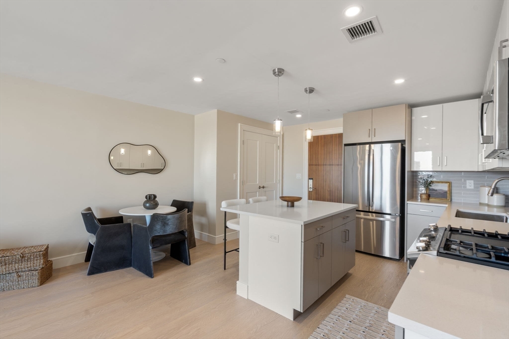 105 Washington - Brighton