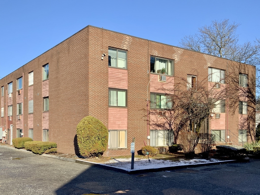 9 Ryder St. - Arlington