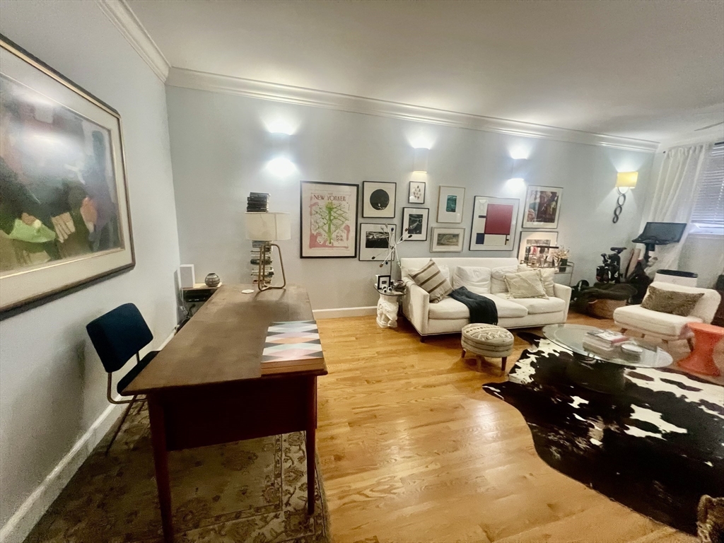 37 Beacon St. - Beacon Hill