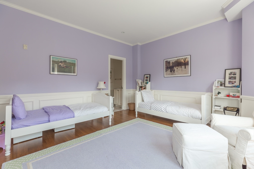 212 Beacon St. - Back Bay