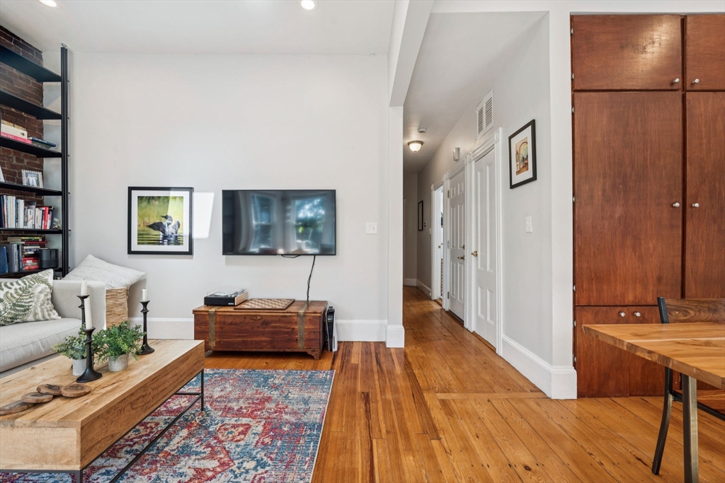 281 Chestnut Ave. - Jamaica Plain