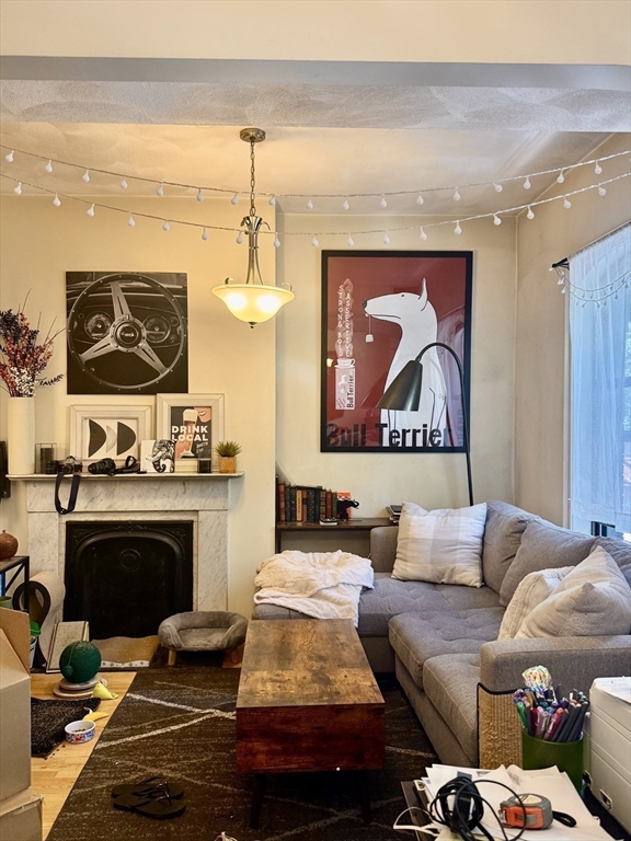 22 Dwight - South End