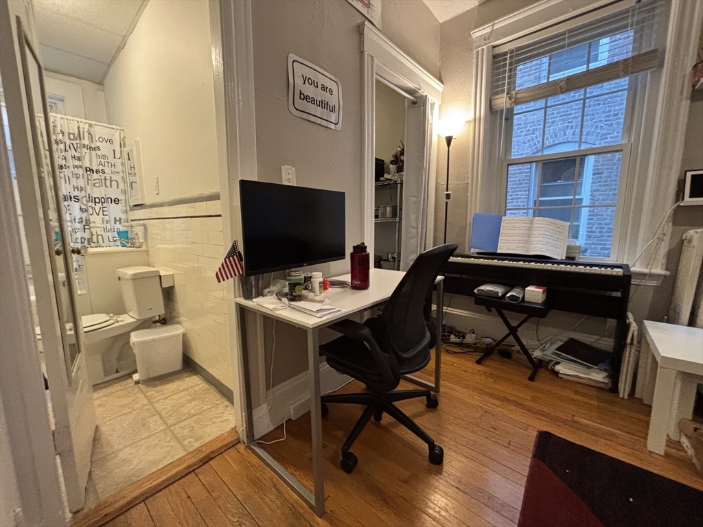 26 Myrtle St. - Beacon Hill
