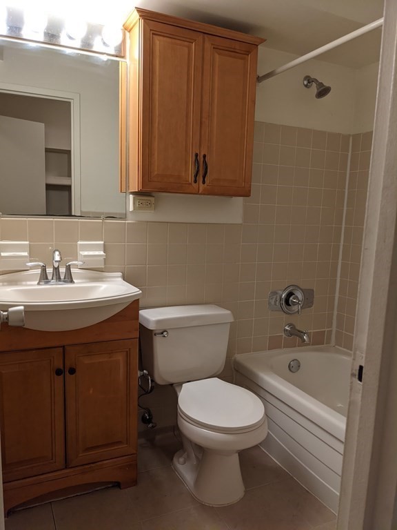 130 Bowdoin - Beacon Hill
