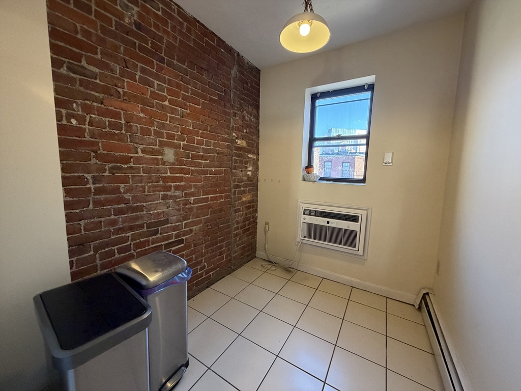 12 Westland Ave. - Fenway