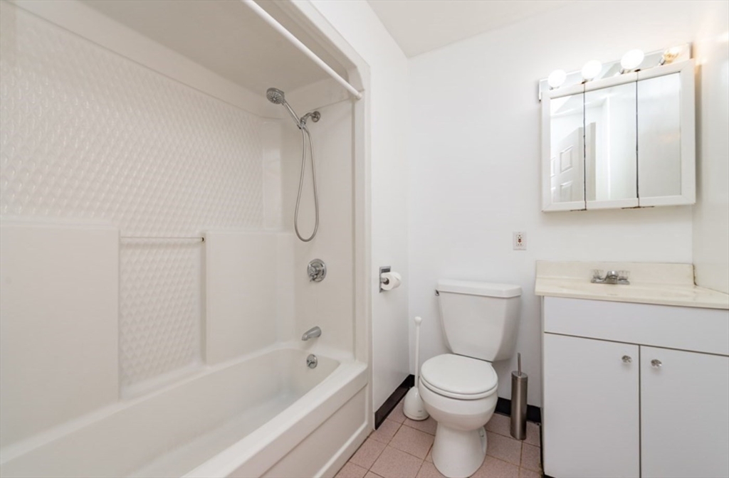 16 Edgerly - Fenway