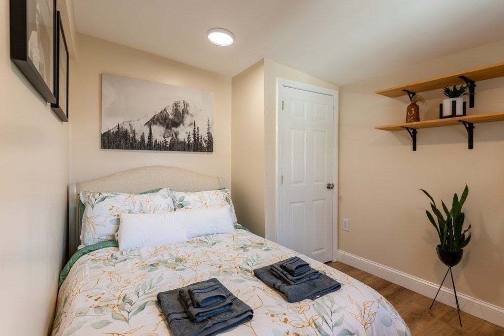 5 Everett Ct. - East Boston