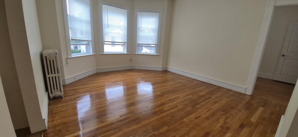 110 Murdock - Brighton