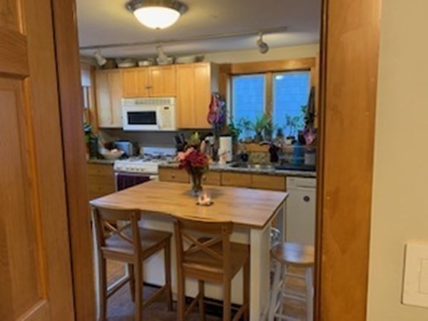 53 Kelly Rd. - Cambridgeport
