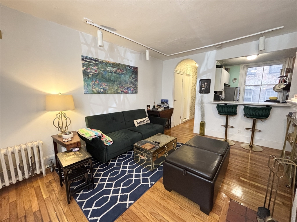 21 Revere St. - Beacon Hill