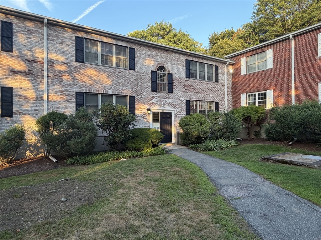 104 Lake Shore Rd. - Brighton