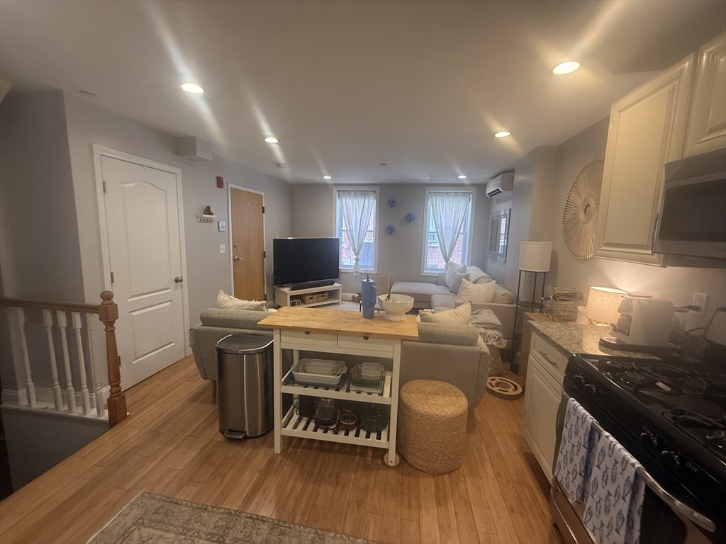 6 Baldwin - North End