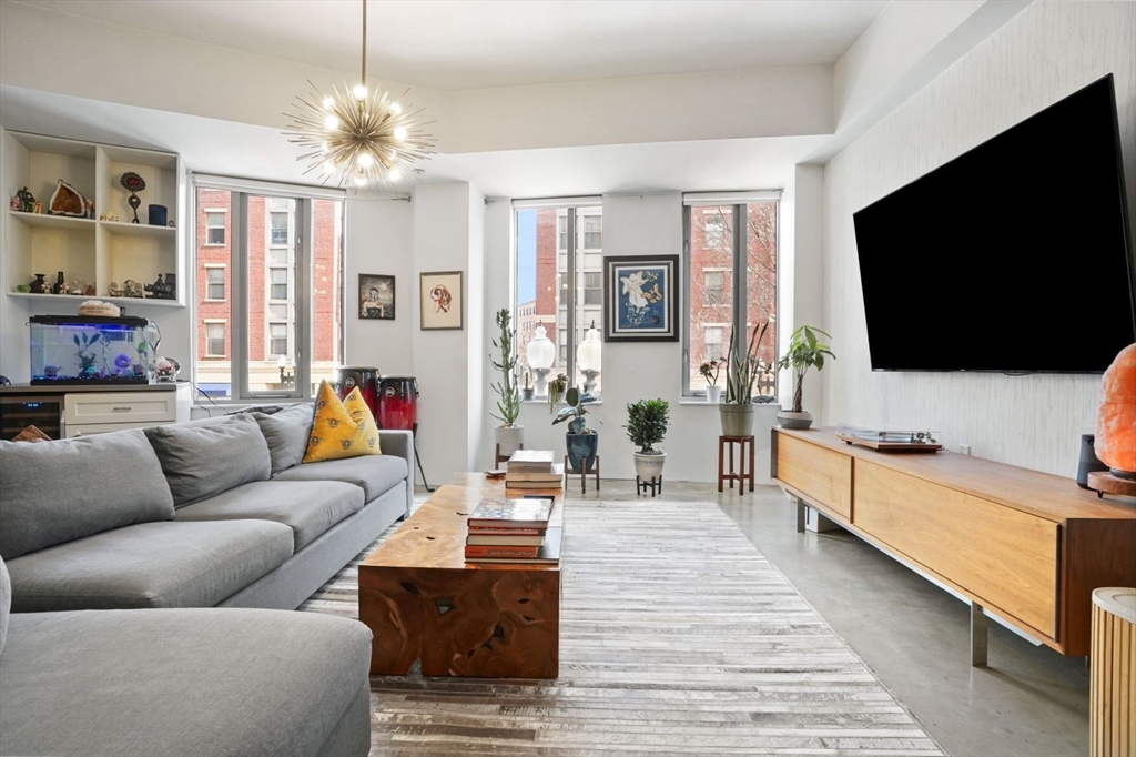1313 Washington - South End