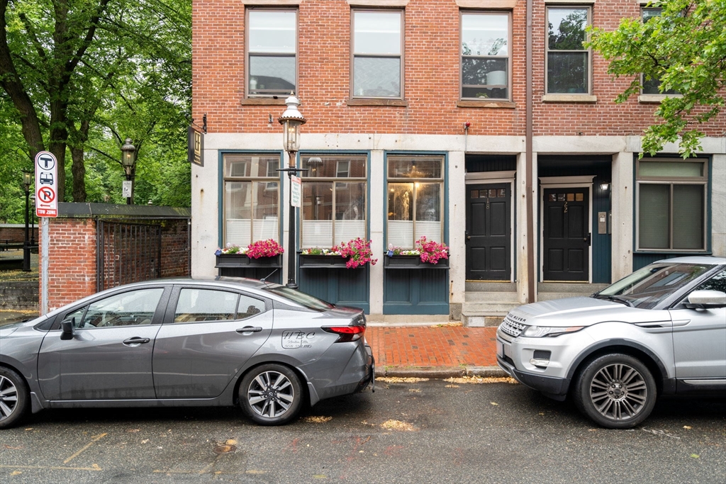 18 Main St. - Charlestown