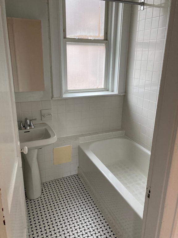 125 Park Dr. - Fenway