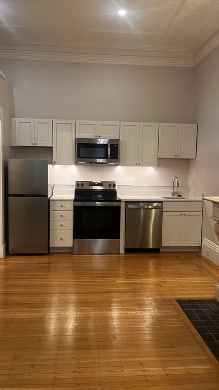 172 Marlborough - Back Bay