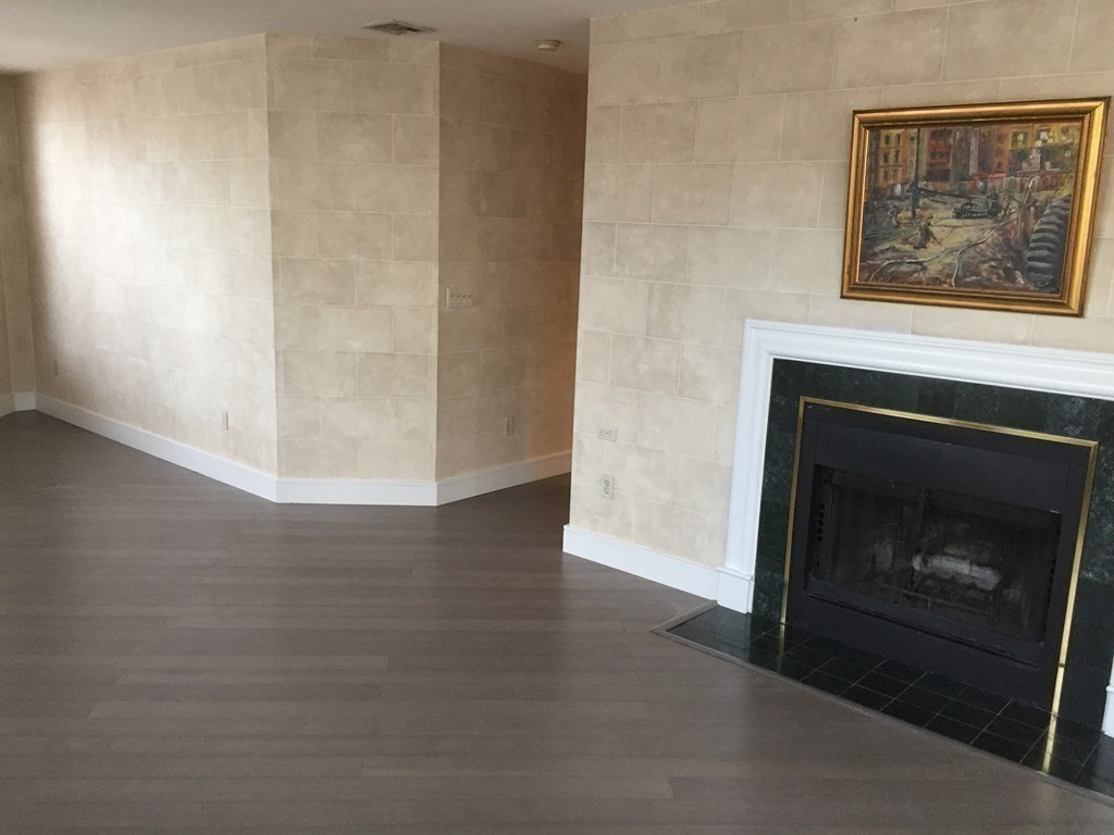 75 Clarendon - South End